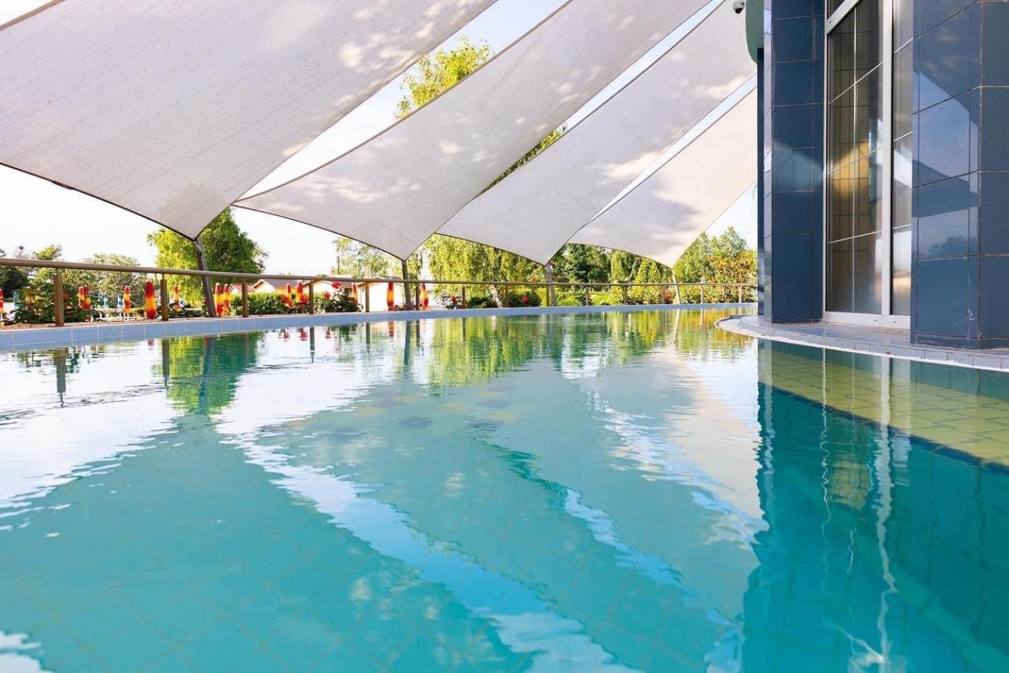 Dom Alex Pri Kupalisku Thermalpark Dunajská Streda Dış mekan fotoğraf